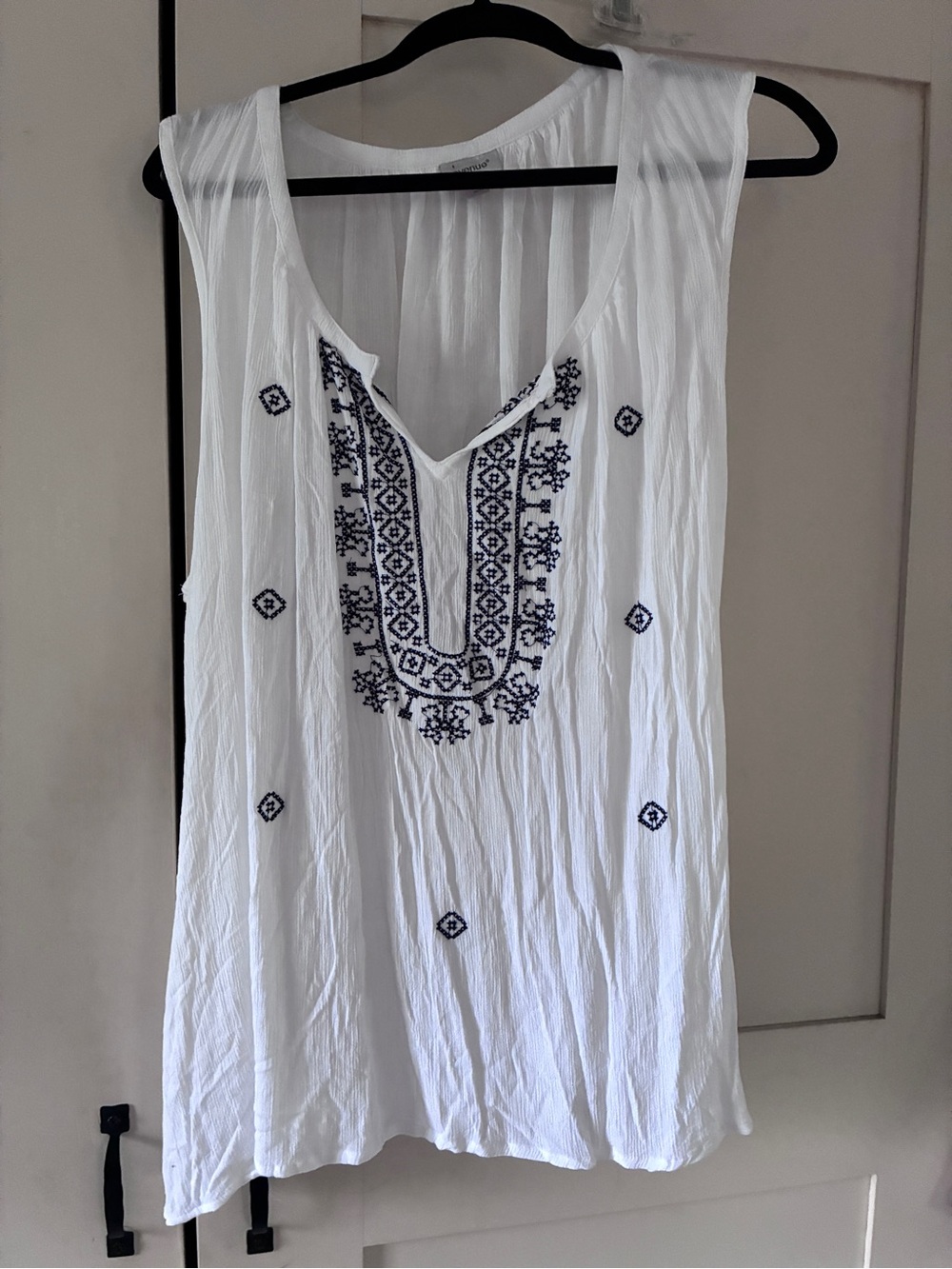 Avenue White Sleeveless Tunic with Navy Embroidery